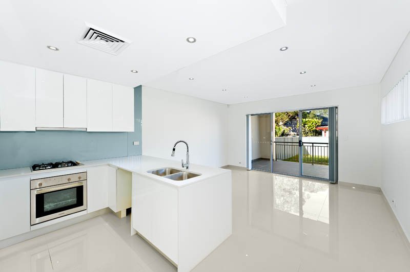 1 Bruce Ave  PANANIA 2