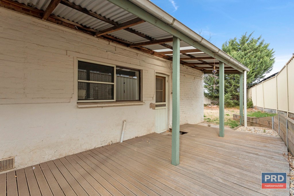 1 Burn Street GOLDEN SQUARE 13