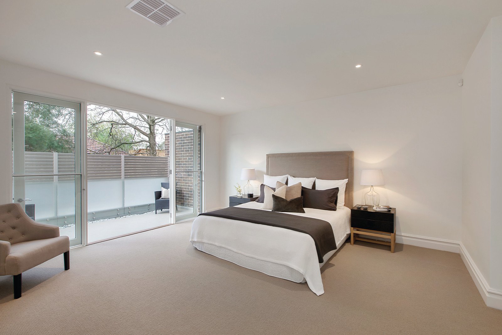 1 Burne Court, Kew, VIC