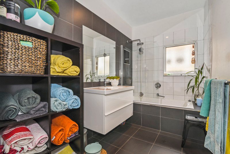 1 Burrell Street FLORA HILL 5