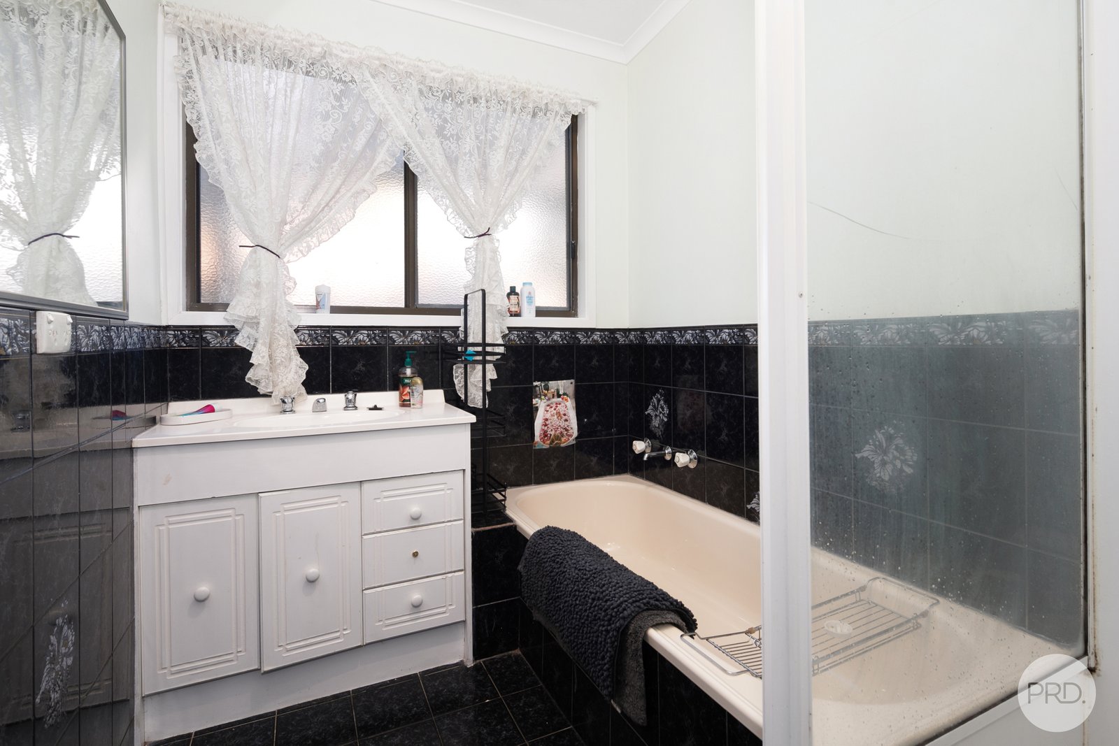 1 Caddy Drive CRESWICK 8