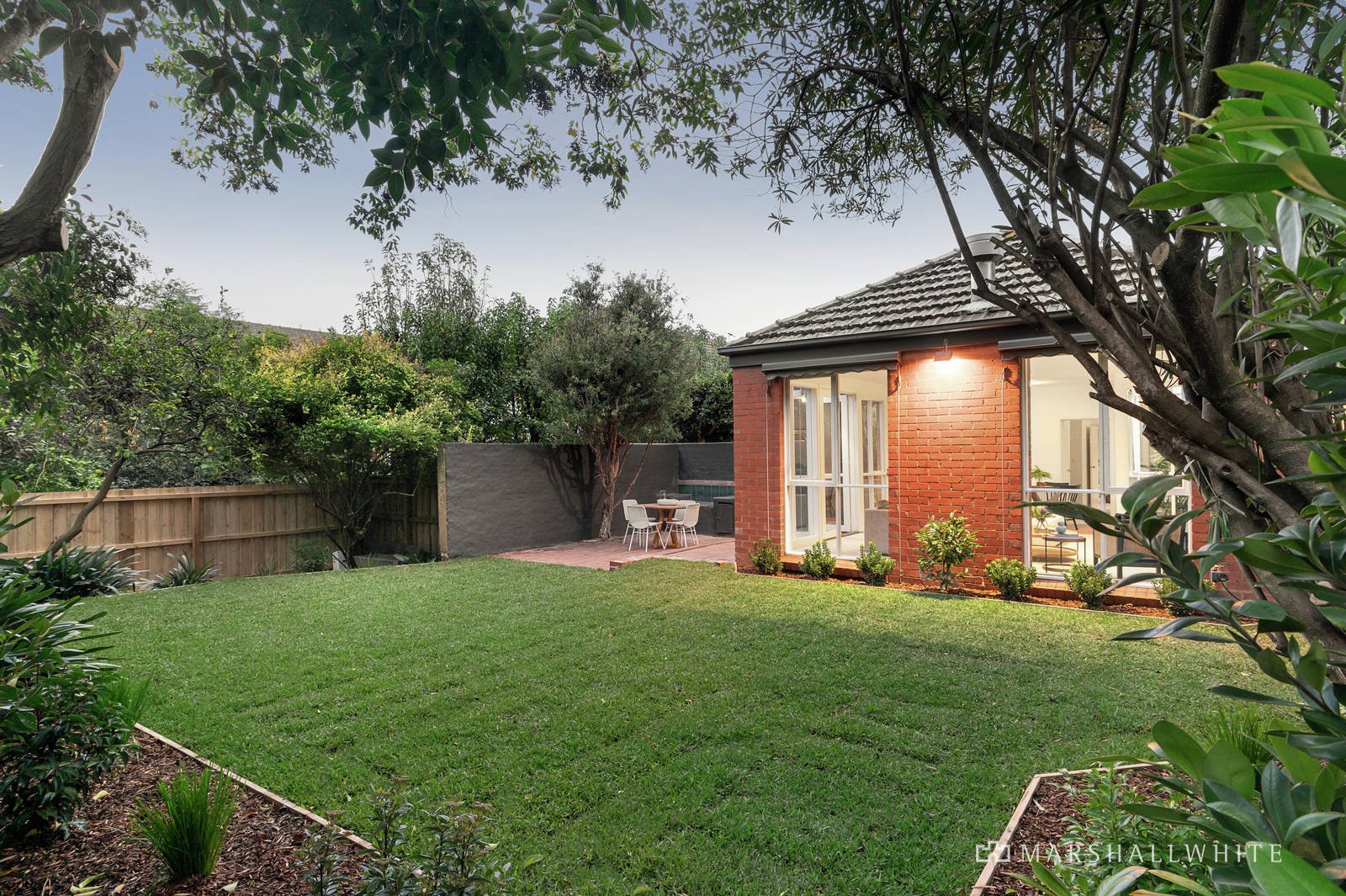 1 Canterbury Road, Toorak, VIC