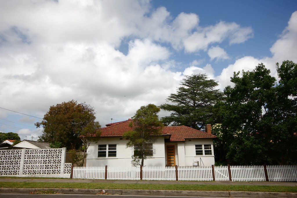 1 Carinya Ave  BEVERLY HILLS 1