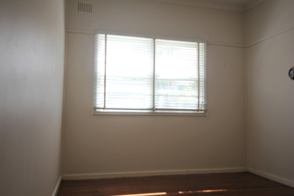 1 Carinya Ave  BEVERLY HILLS 9