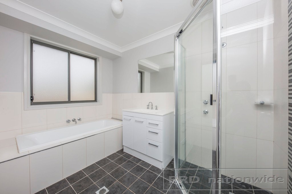 1 Carlow Way EAST MAITLAND 11