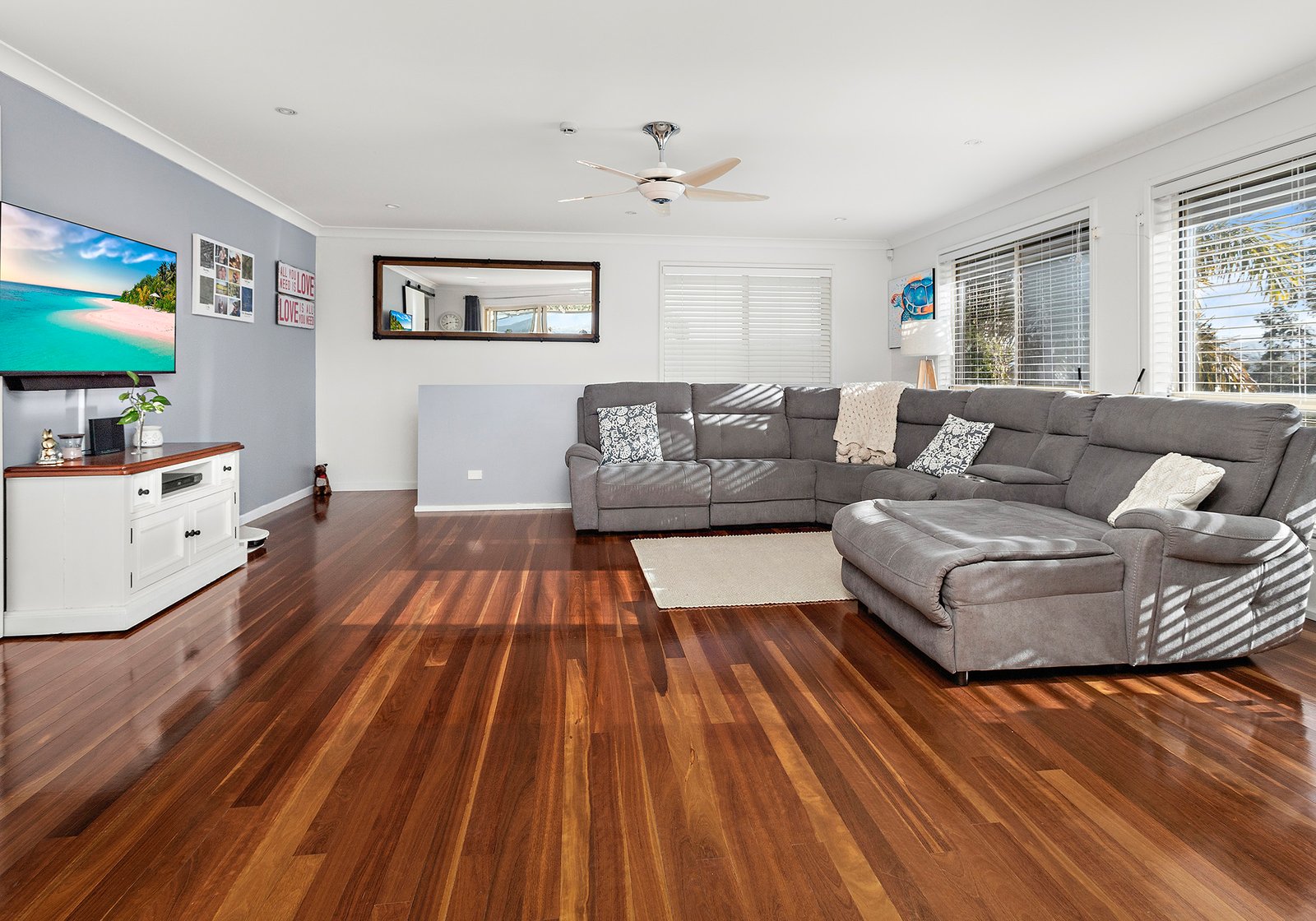 1 Carlyle Close DAPTO 7