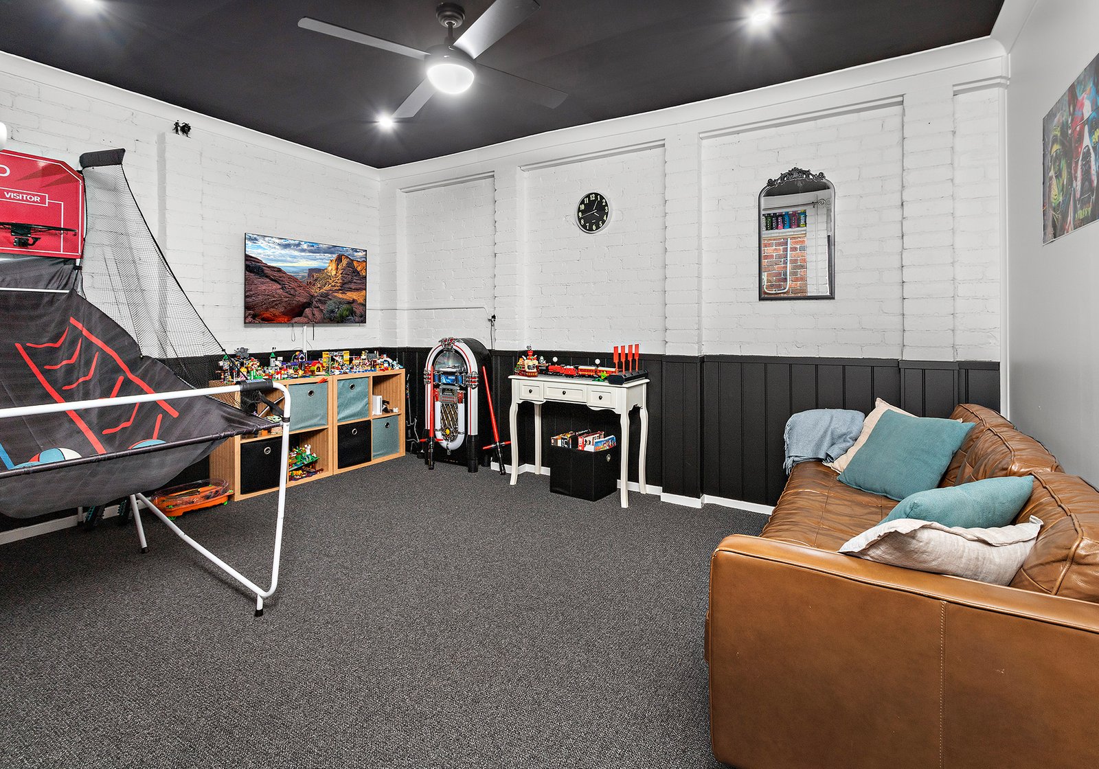 1 Carlyle Close DAPTO 14