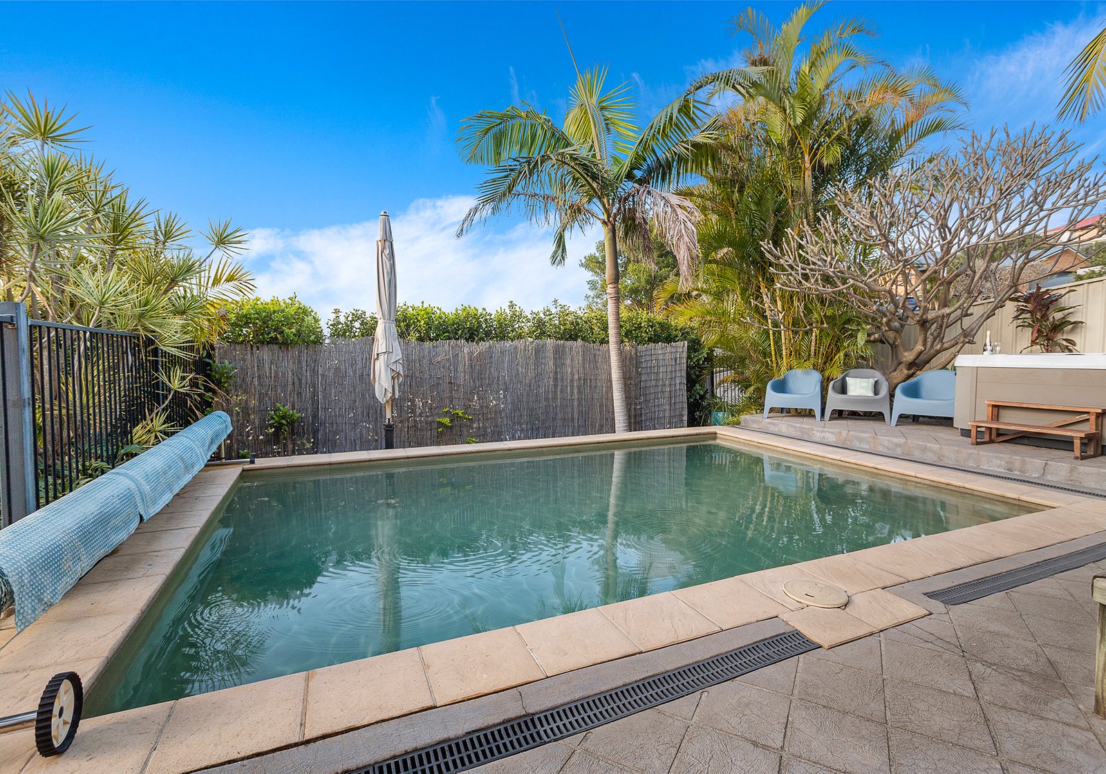1 Carlyle Close DAPTO 15
