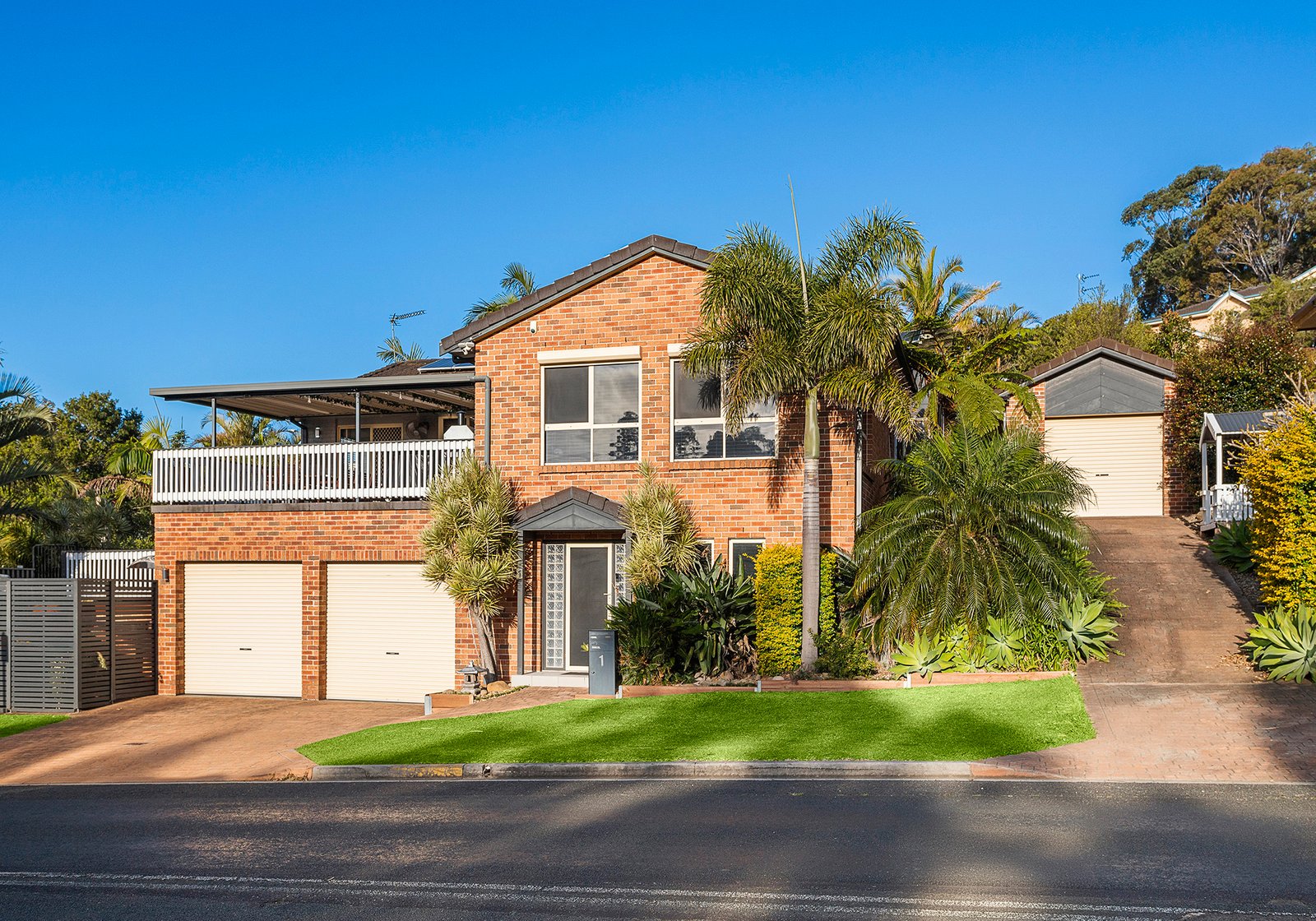 1 Carlyle Close DAPTO 21