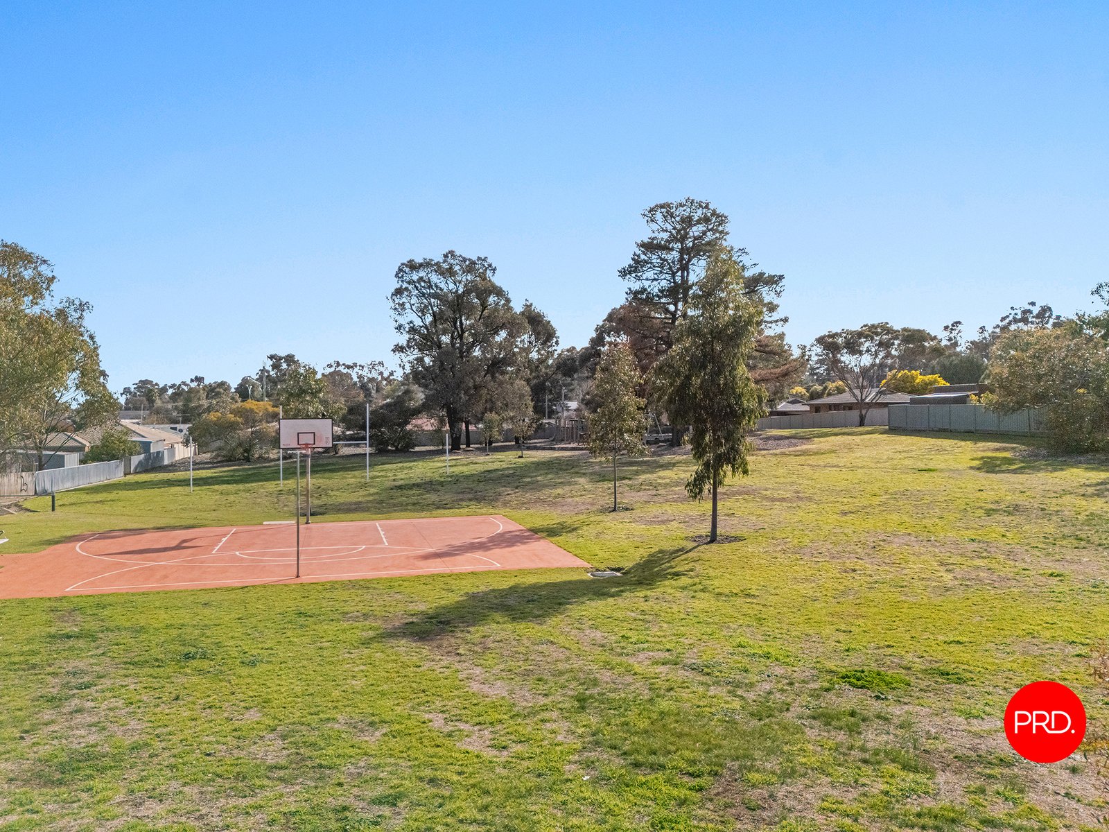 1 Carola Court KENNINGTON 20