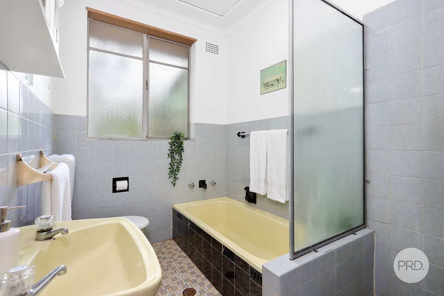 1 Carramar Place PEAKHURST HEIGHTS 8
