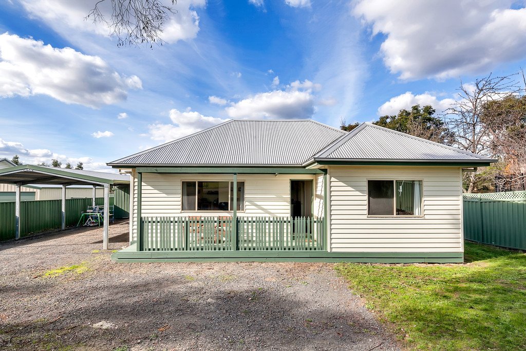 1 Cassels Lane CRESWICK 1