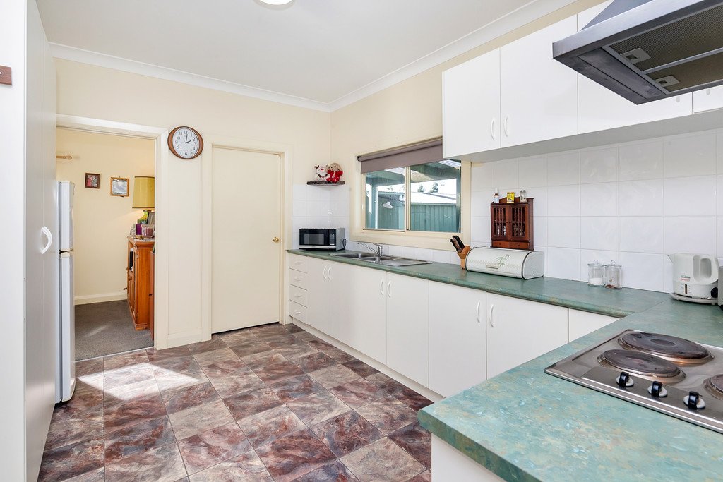 1 Cassels Lane CRESWICK 8