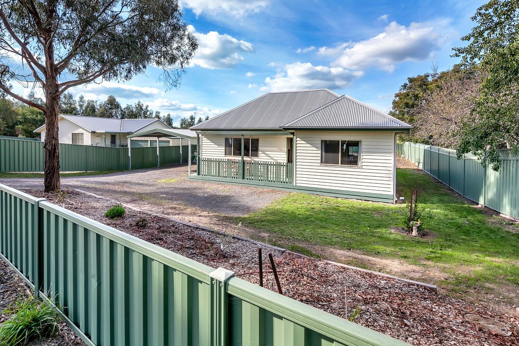 1 Cassels Lane CRESWICK 16