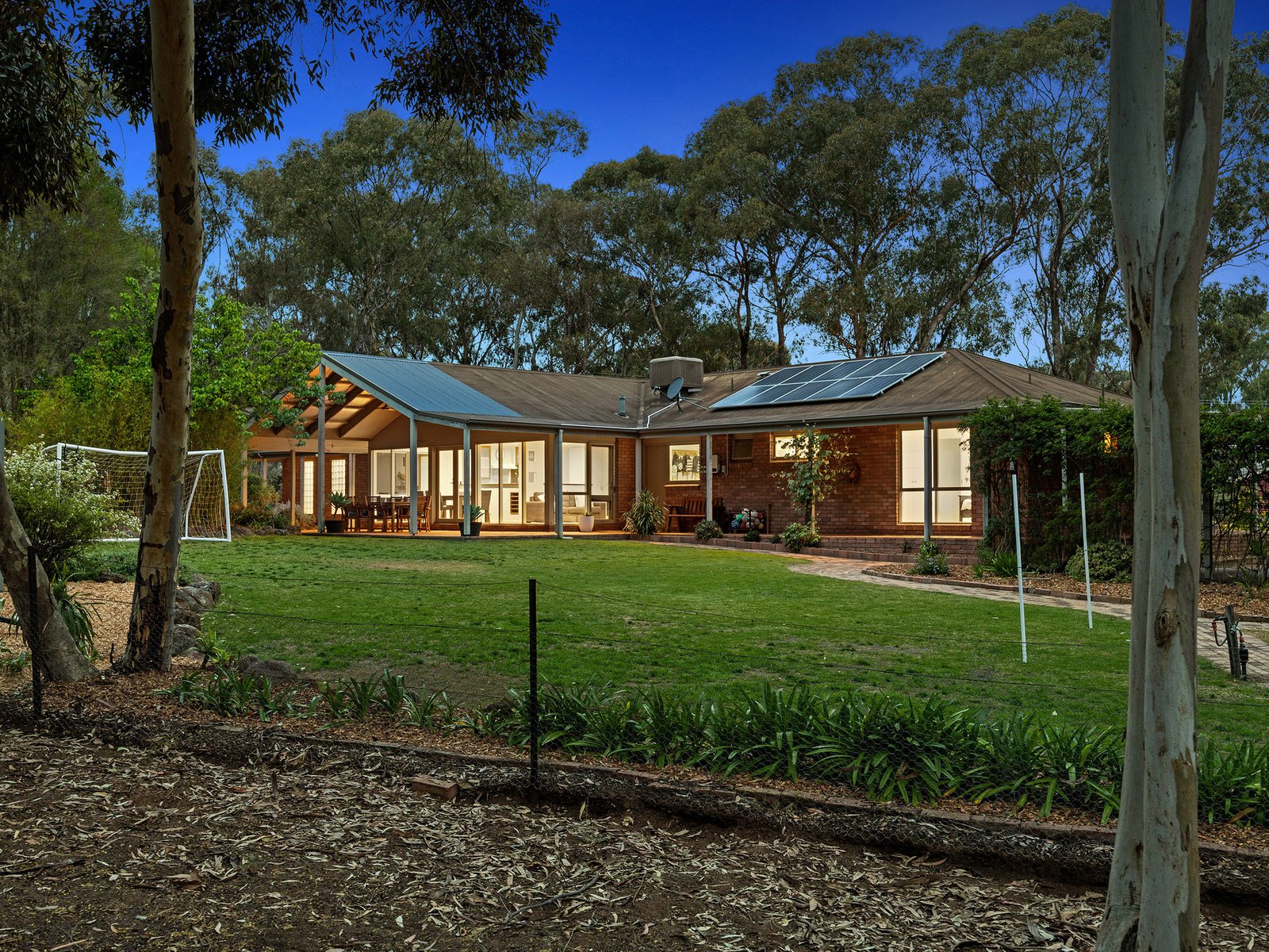 Gallery: 1 Cedar Drive