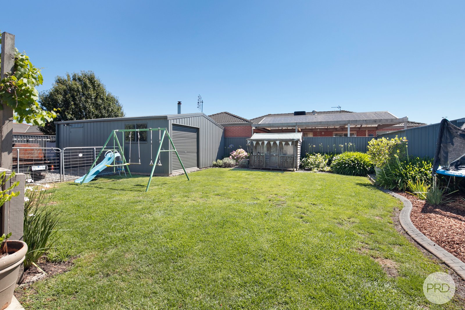 1 Chapel Cross Court WINTER VALLEY 9