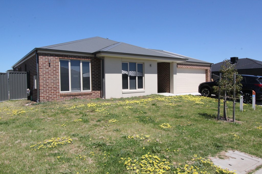 1 Charolais Street DELACOMBE 1