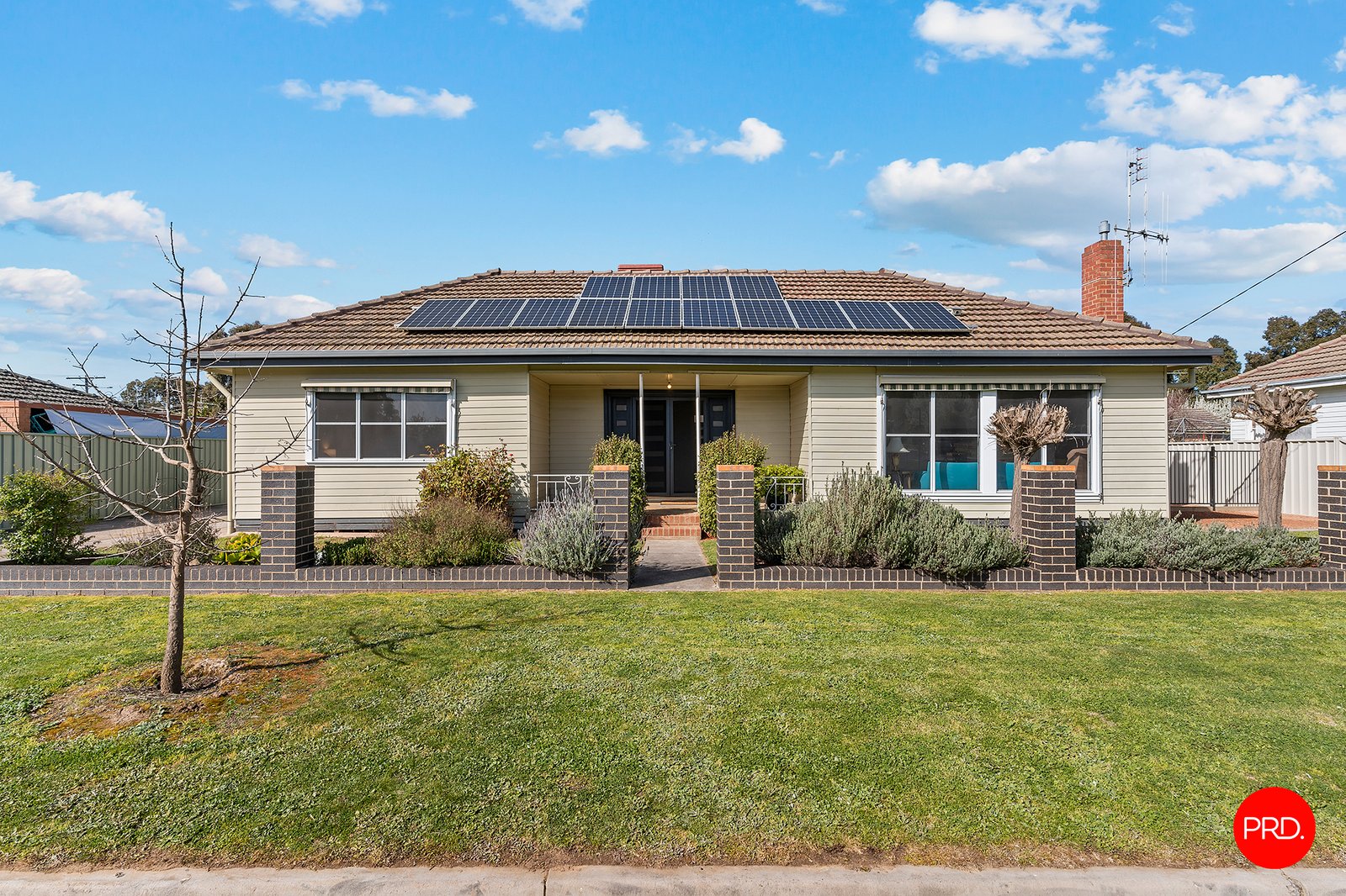 1 Chifley Avenue KANGAROO FLAT 1