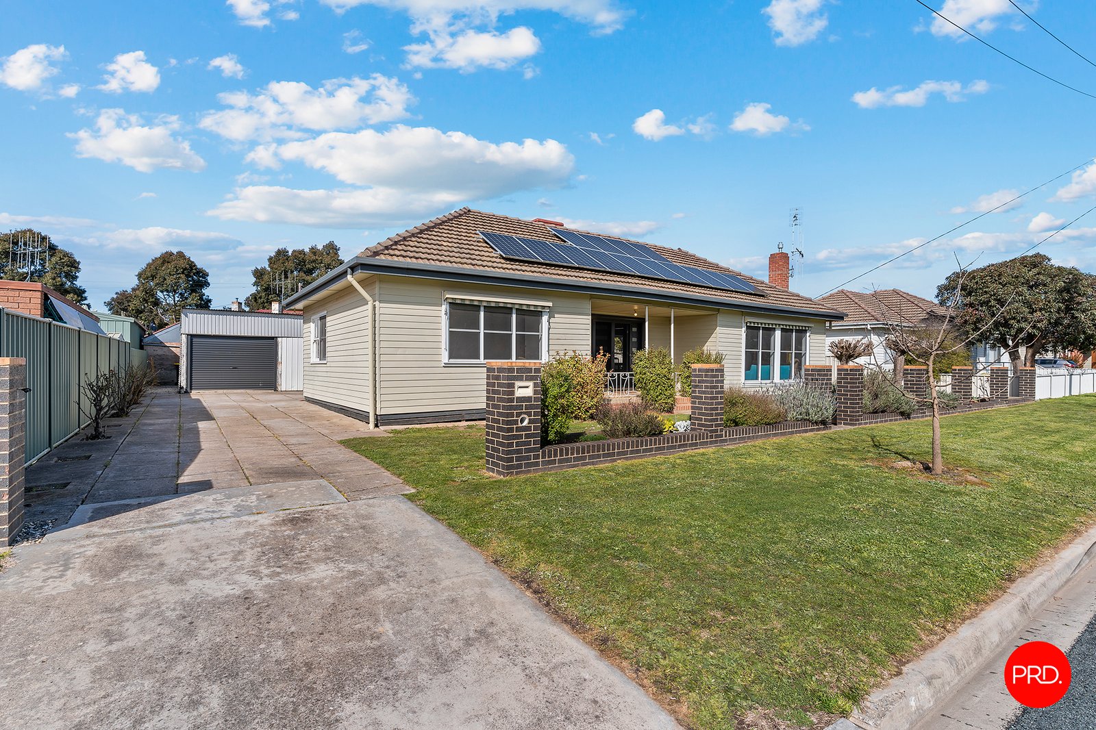 1 Chifley Avenue KANGAROO FLAT 2