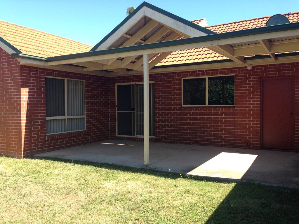 1 Chloe Court LAVINGTON 6