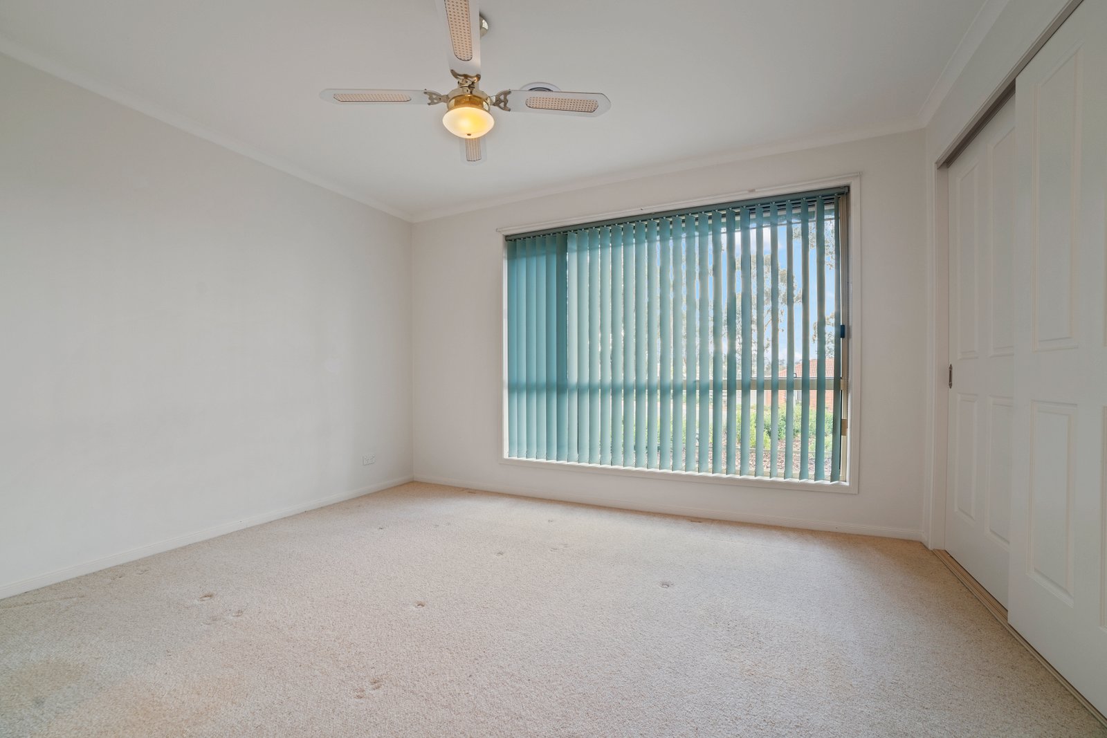 1 Churinga Court GOLDEN SQUARE 8