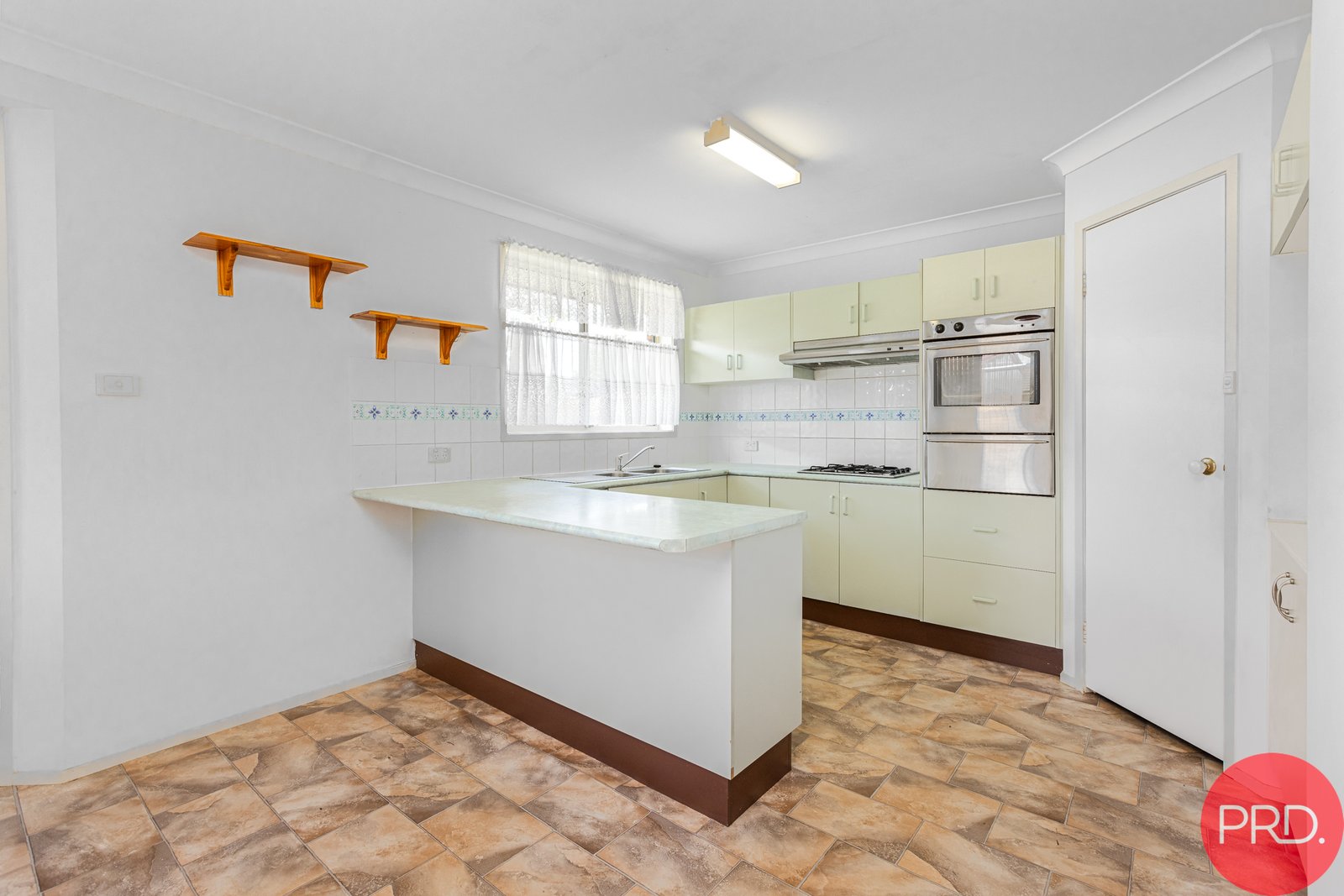 1 Coburn Circuit METFORD 4