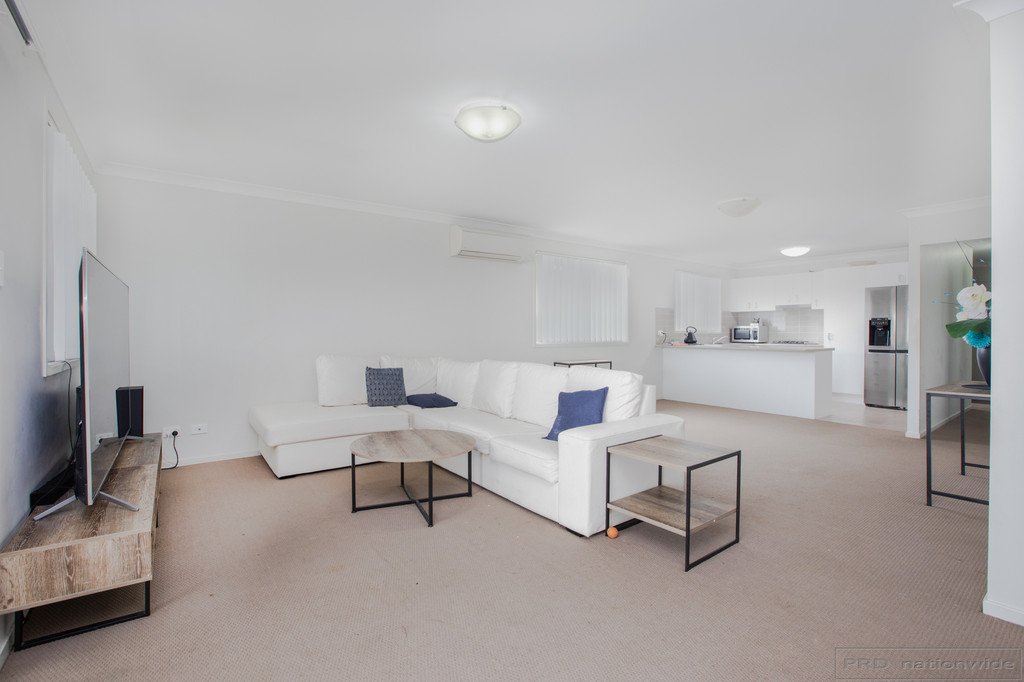 1 Colombard Street CLIFTLEIGH 2