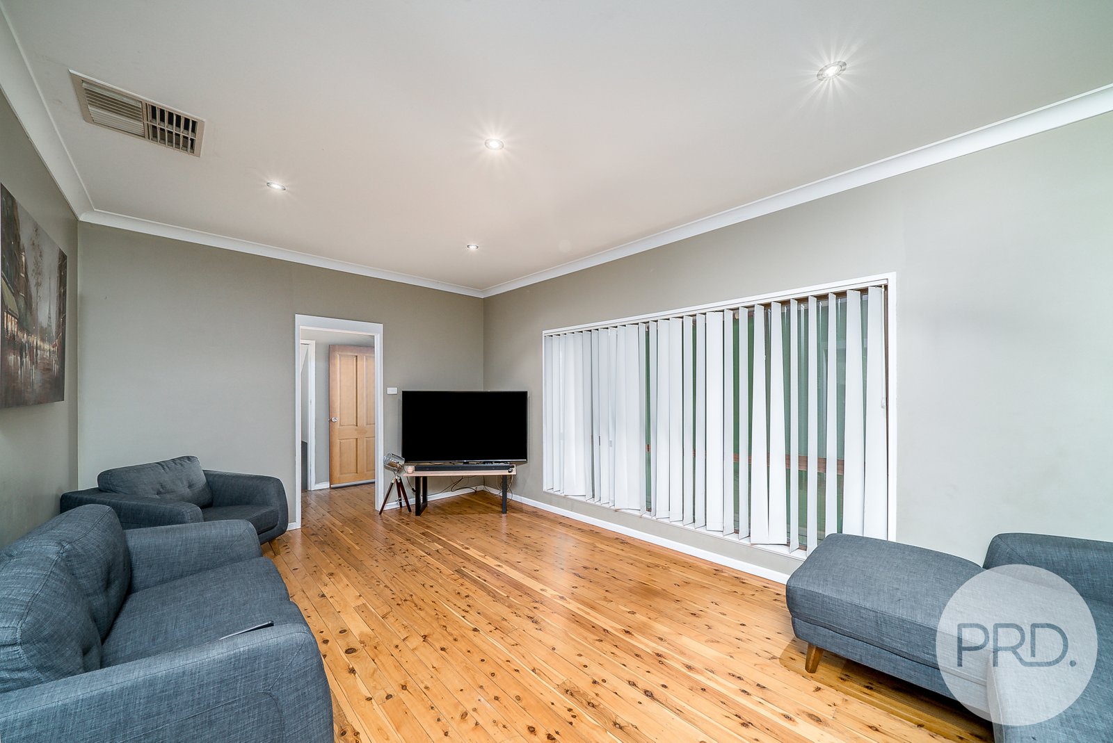 1 Coogan Street MOUNT AUSTIN 4