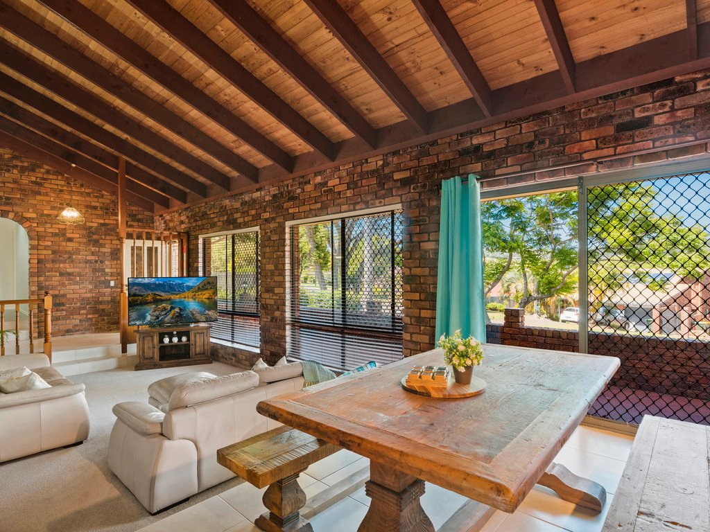 1 Coolabah Court BANORA POINT 3