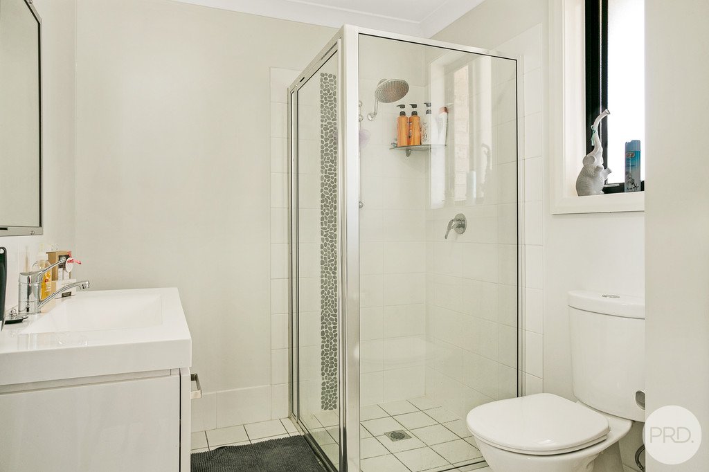 1 Coolamon Close OXLEY VALE 10