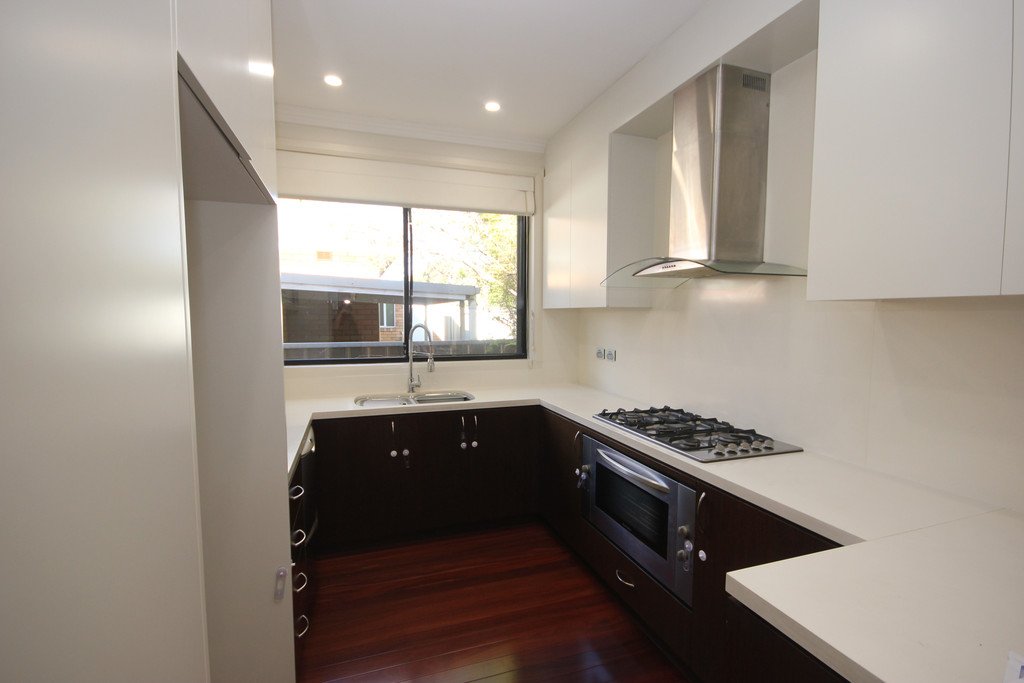 1 Coora Street SANS SOUCI 2