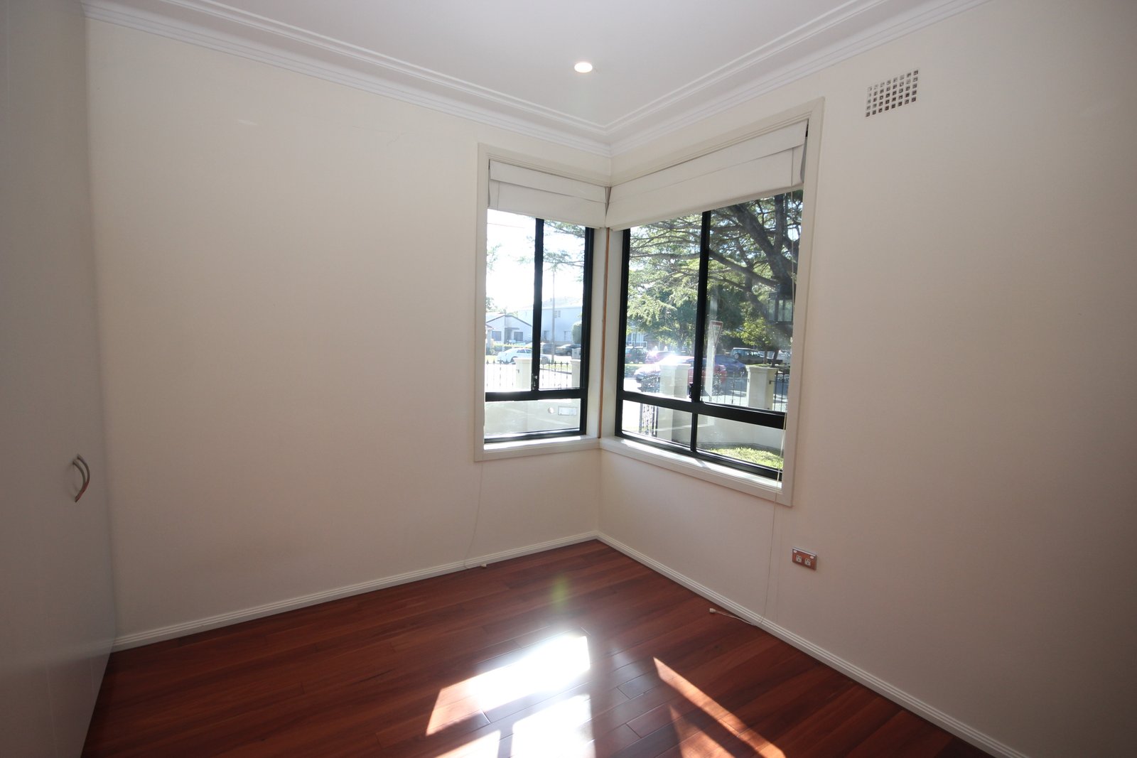 1 Coora Street SANS SOUCI 7