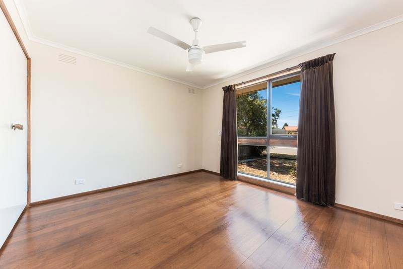 Gallery: 1 Correa Close