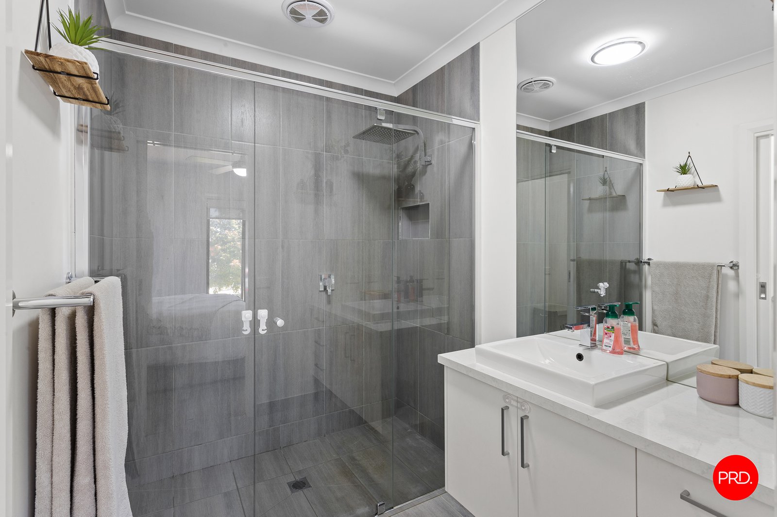 1 Cortland Close KANGAROO FLAT 10