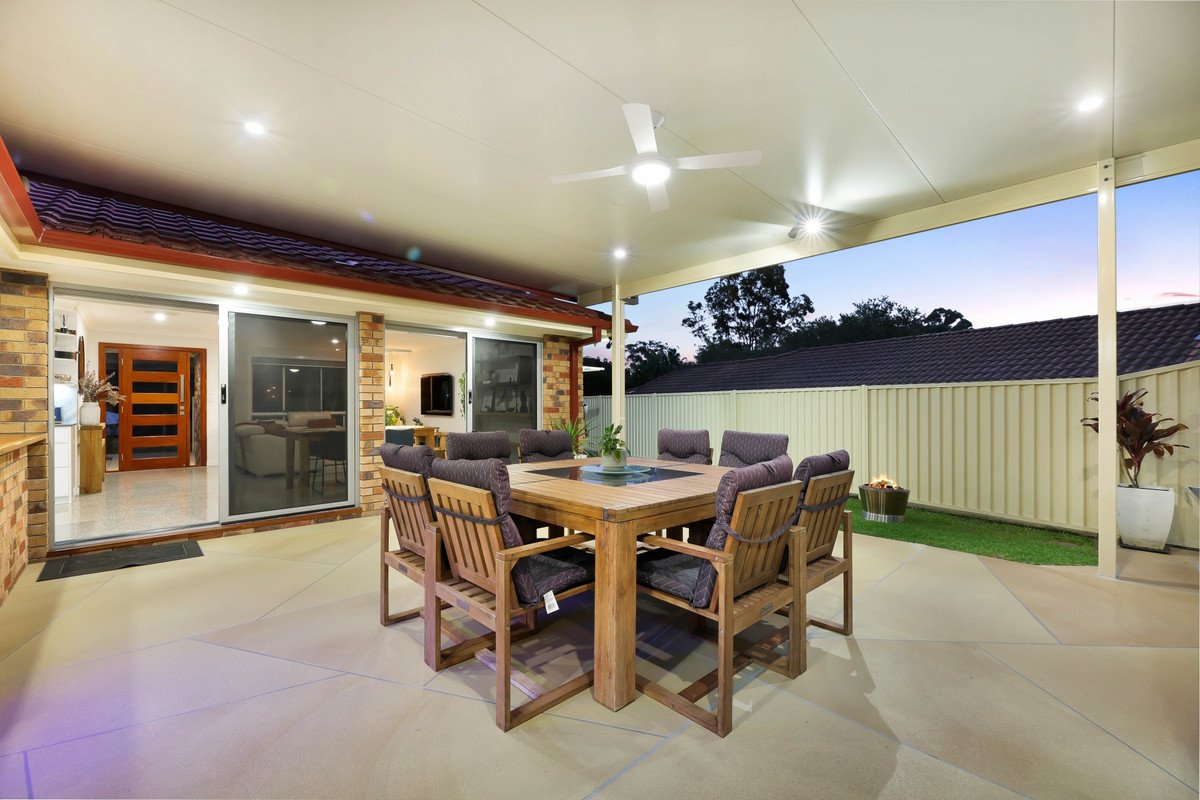 1 Cowell Drive Burleigh Heads 12