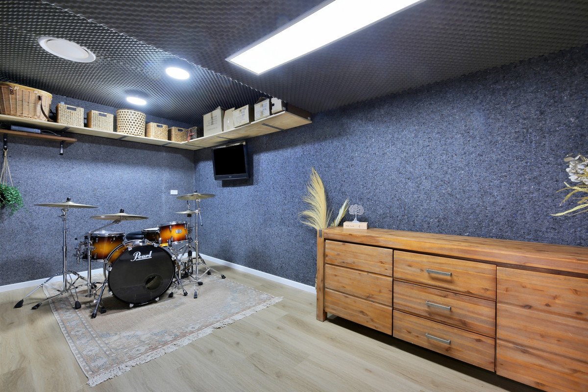 1 Cowell Drive Burleigh Heads 23