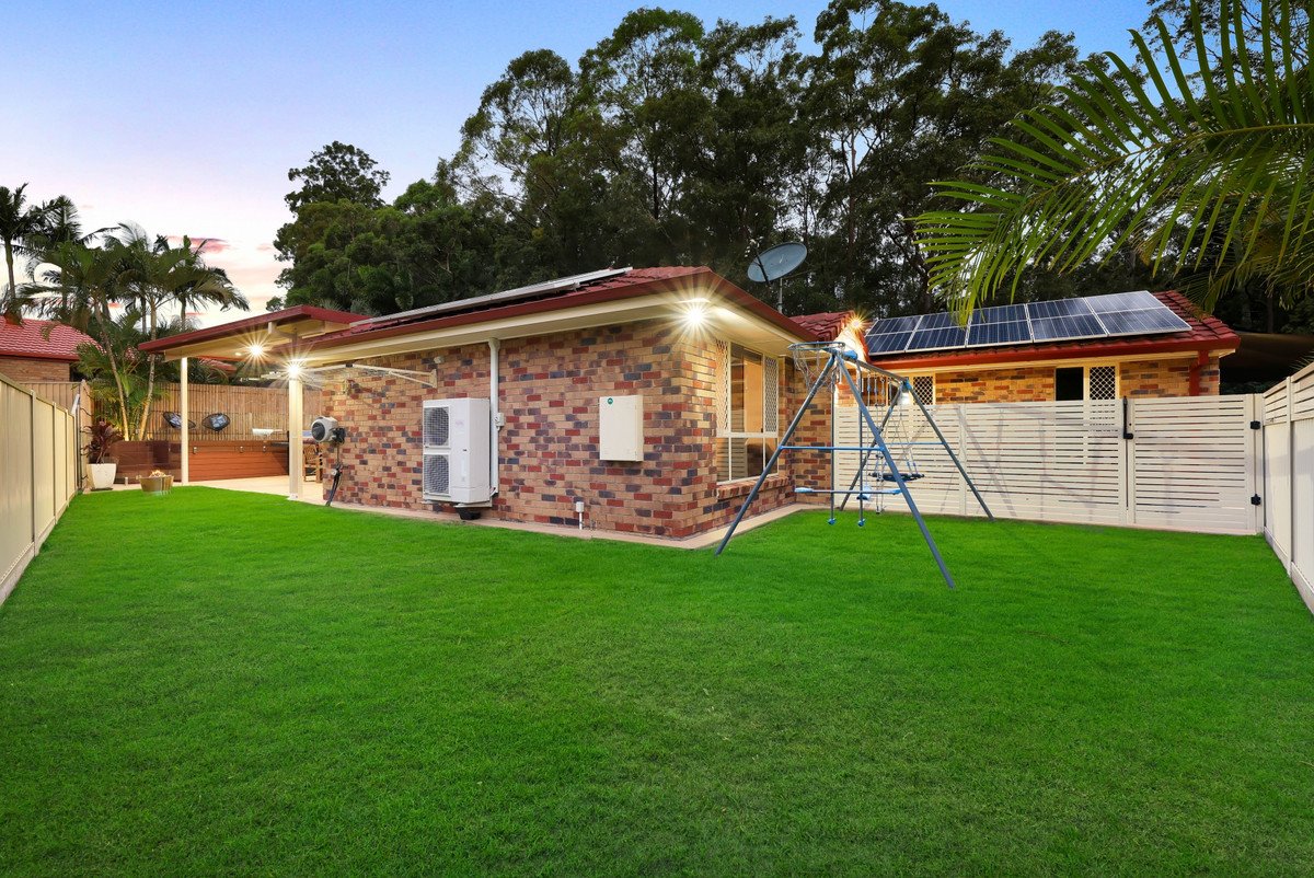 1 Cowell Drive Burleigh Heads 24