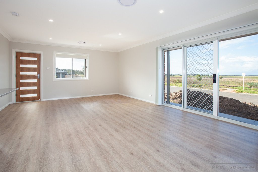 1 Croft Close THORNTON 7