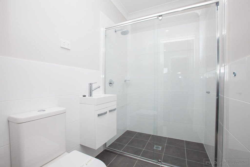 1 Croft Close THORNTON 12