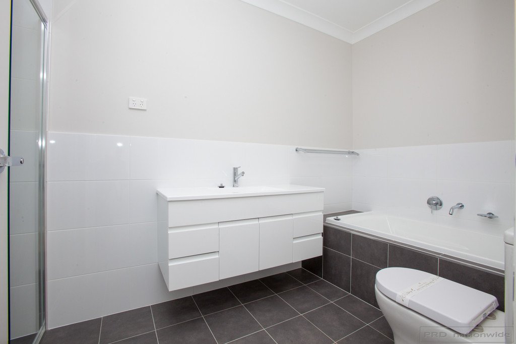 1 Croft Close THORNTON 14