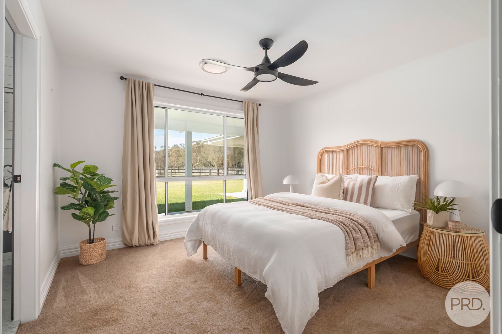 1 Cromarty Lane BOBS FARM 33