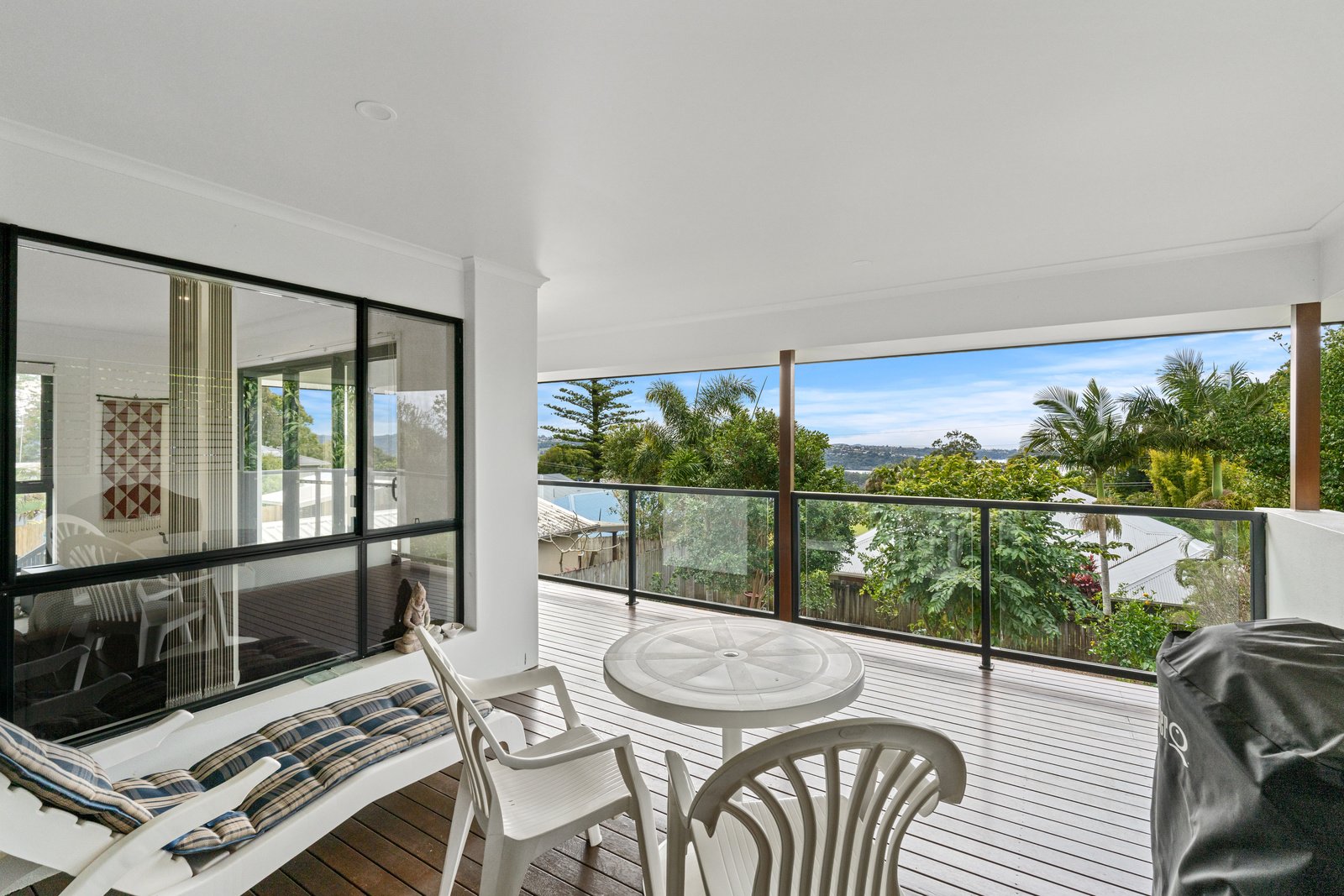 1 Dalton Street TERRANORA 13