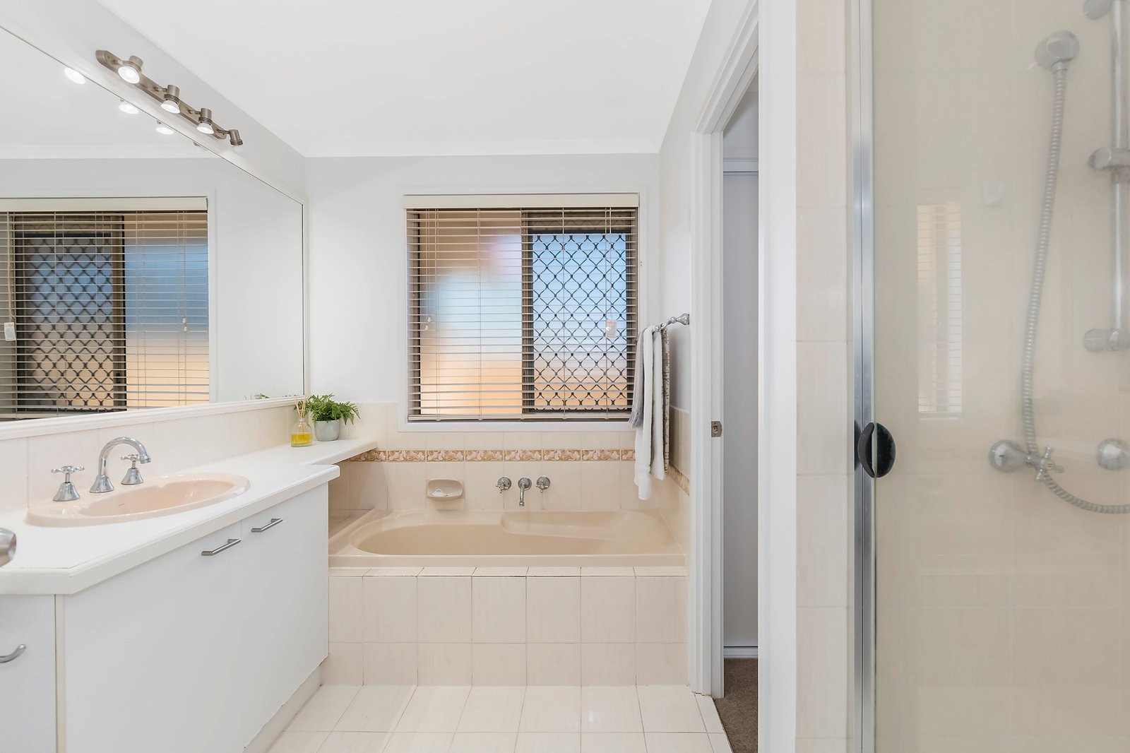 1 Dandenong Terrace ROBINA 9