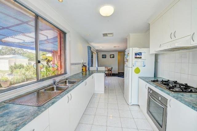 1 Danehill Court INVERMAY 3