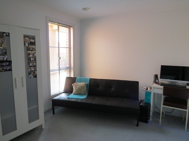 1 Danehill Court INVERMAY 11