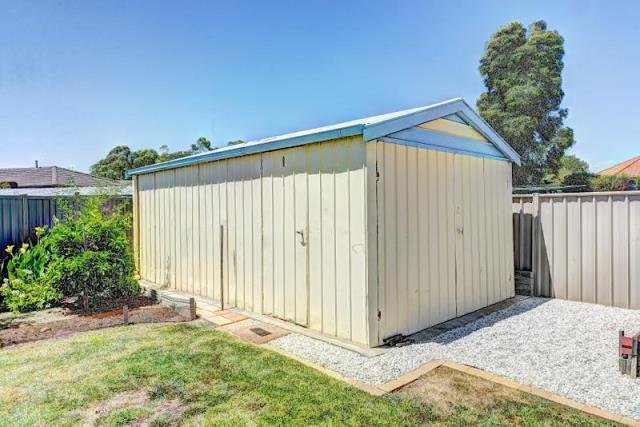 1 Danehill Court INVERMAY 14