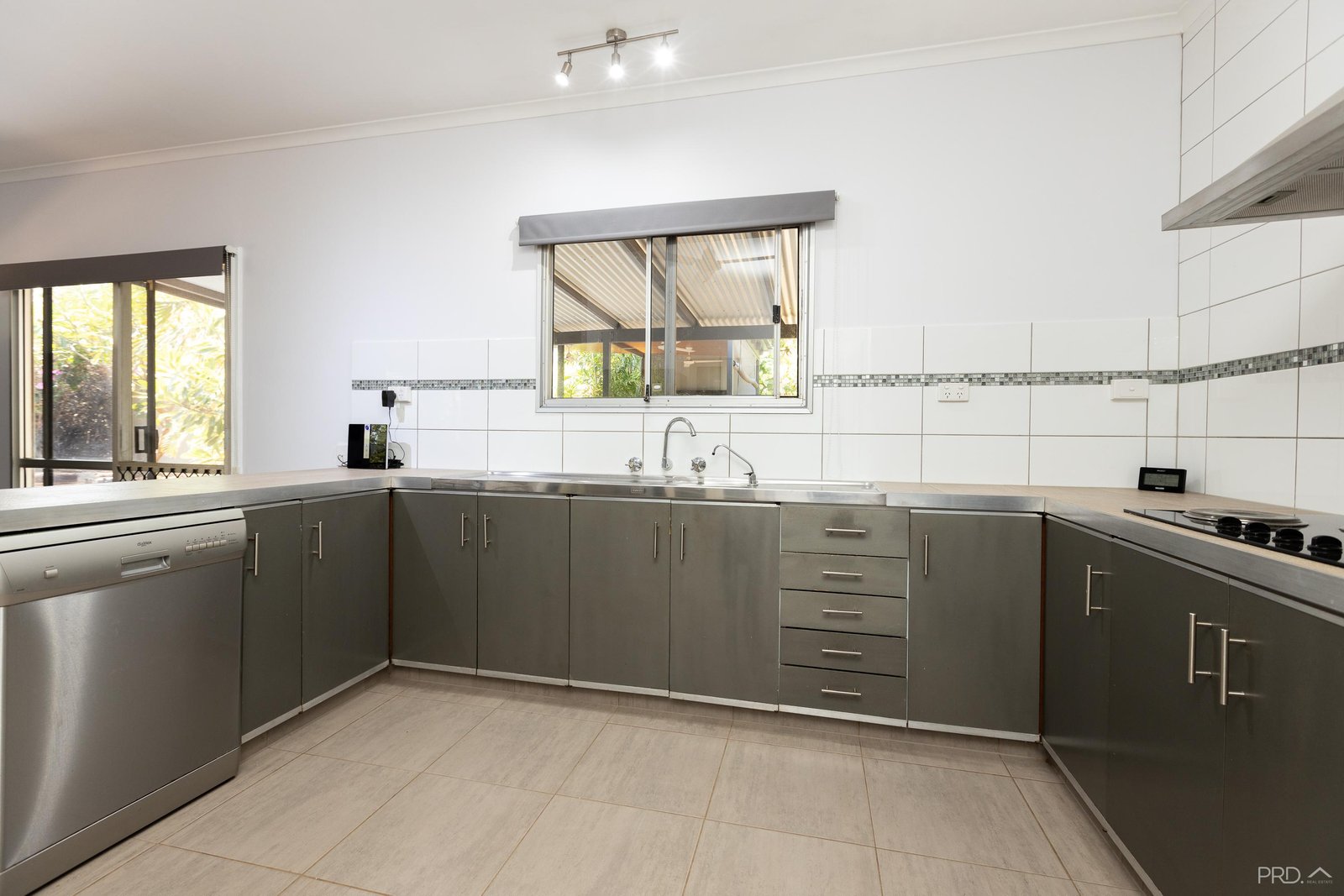 1 D'Antoine Street BROOME 7