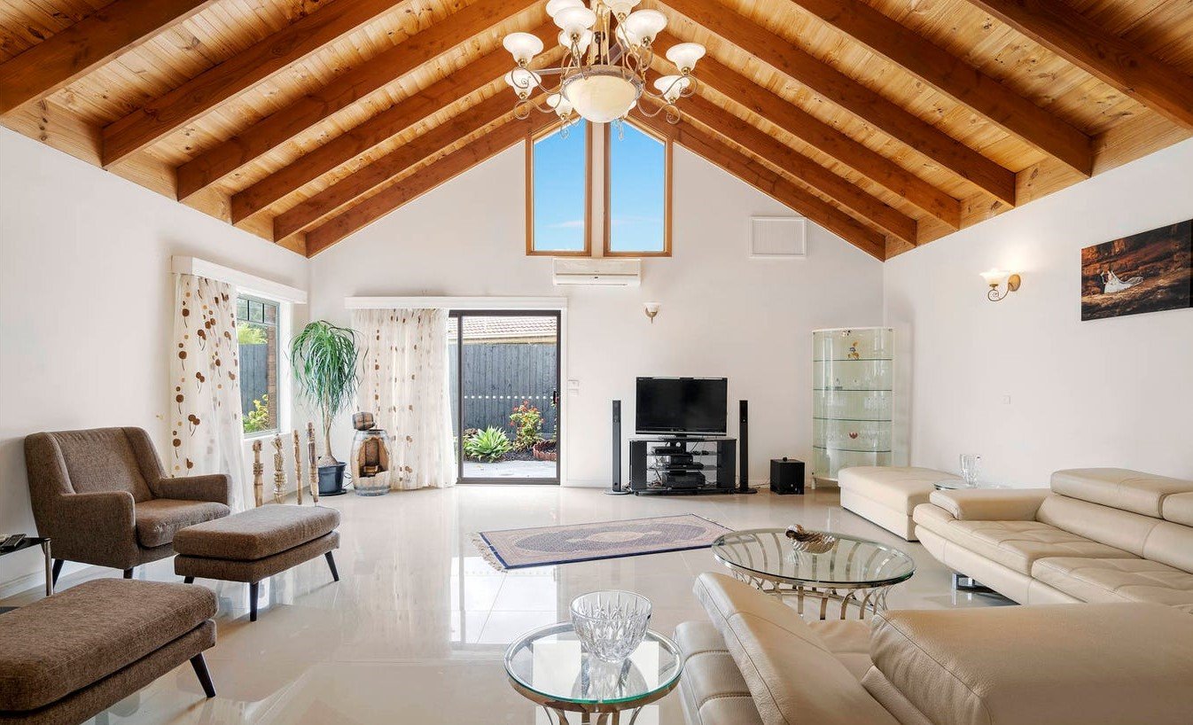 Gallery: 1 Daphne Close
