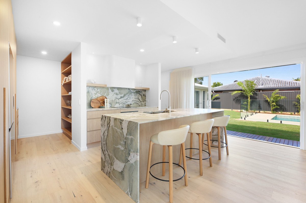 1 David Court Miami 24