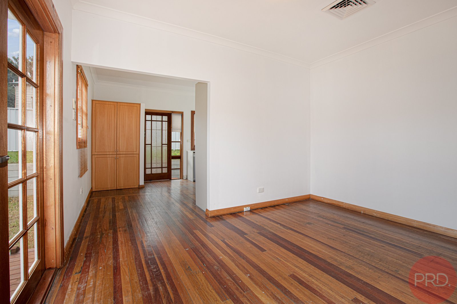 1 Dee Street RUTHERFORD 8